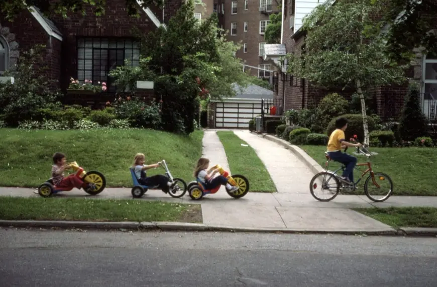 Jonathan Haidt: Why the World Is Drawing a Line on Social Media for Kids