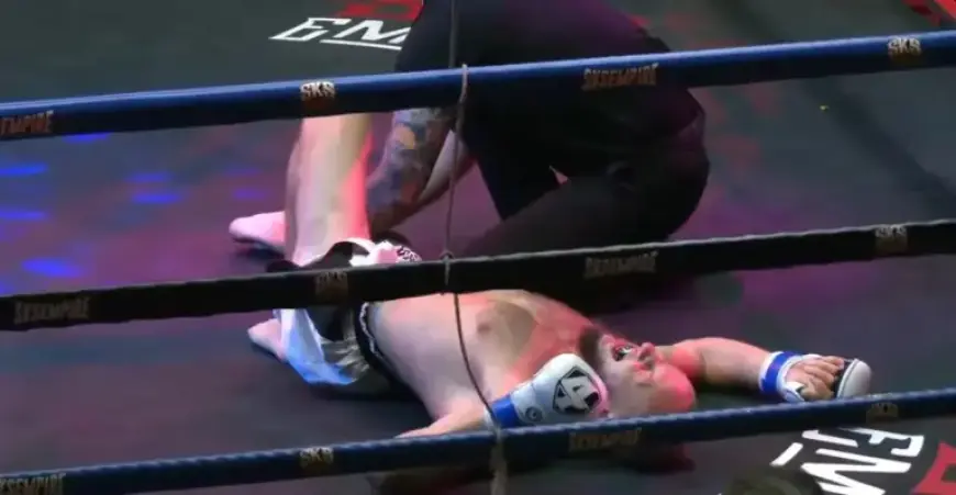 Fighter’s Leg Twists 180 Degrees After Devastating Slam in Missed Fists