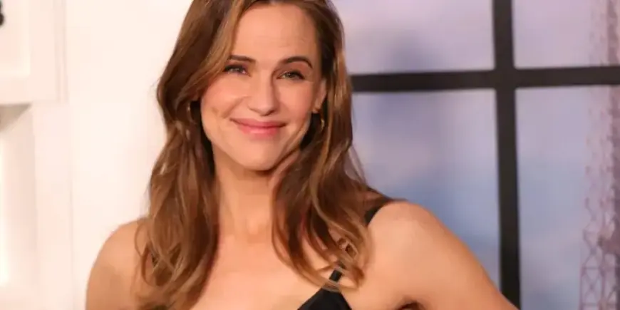 Jennifer Garner Takes $724M Organic Food Empire Public; From $150 Weekly Understudy