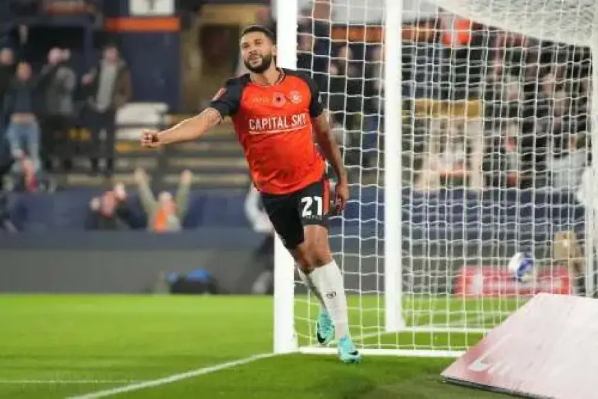 Wells and Trott Compete for Ultimate Bragging Rights