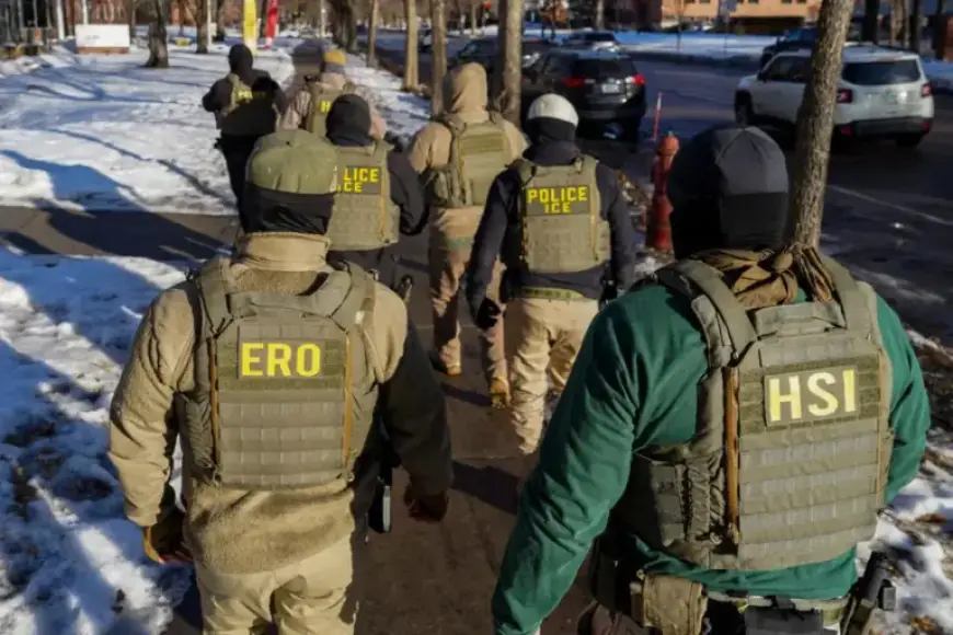 Feds Probe ICE Officers’ Alleged Lies in Minneapolis Shooting of Venezuelan Man