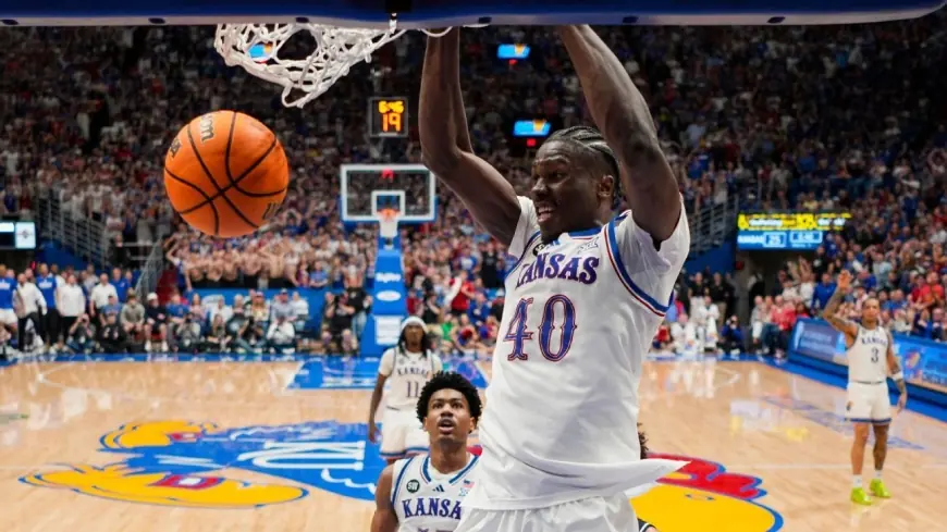 Darryn Peterson sits out; Kansas hands No. 1 Arizona first loss, 82-78