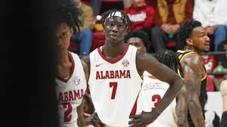 South Carolina vs Alabama: Tide Host Gamecocks in Saturday Night Showdown