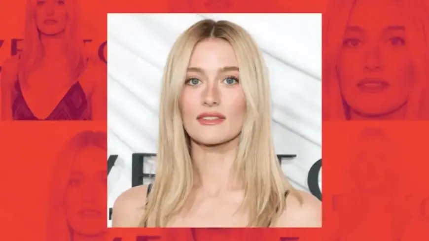 Sarah Pidgeon Discusses Carolyn Bessette Kennedy’s Style and Criticism