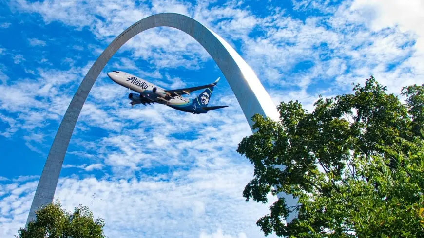 Why Alaska Airlines Is Flying Internationally From St. Louis