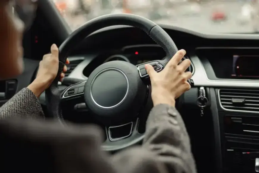 Why Drivers Jiggle the Steering Wheel on Straight Roads Explained