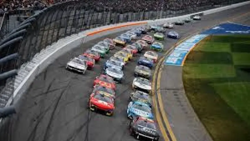 Daytona 500 digital outage leaves fans scrambling for live updates