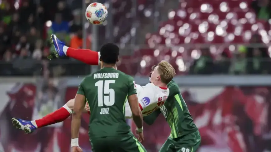 Augsburg Claims Last-Minute Victory Over Heidenheim in Bundesliga Matchday 22