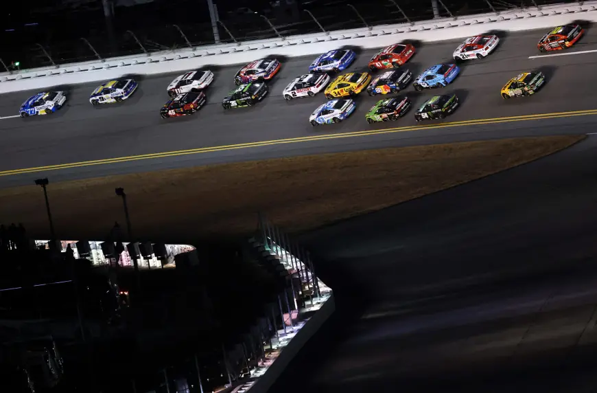 Daytona 500 announcers 2026: Who's calling the race?