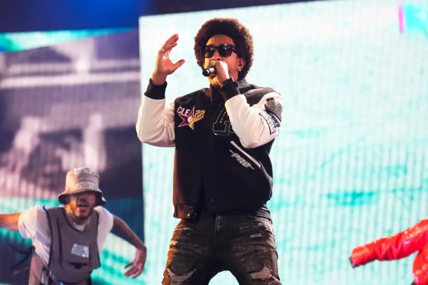 John Tesh to Perform 'Roundball Rock' Live to Open 75th All-Star Game