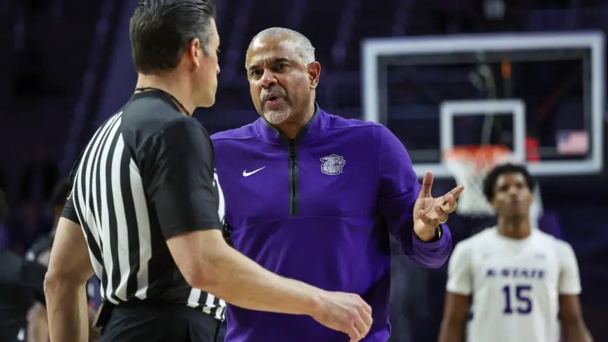 Jerome Tang removes names from Kansas State jerseys after viral rant