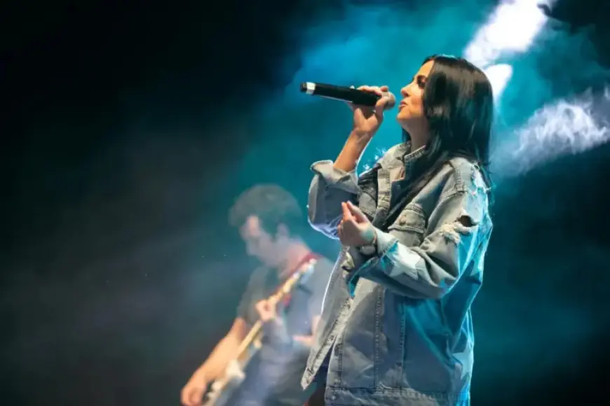 Country Music Star Hospitalized for Infection: Latest Updates