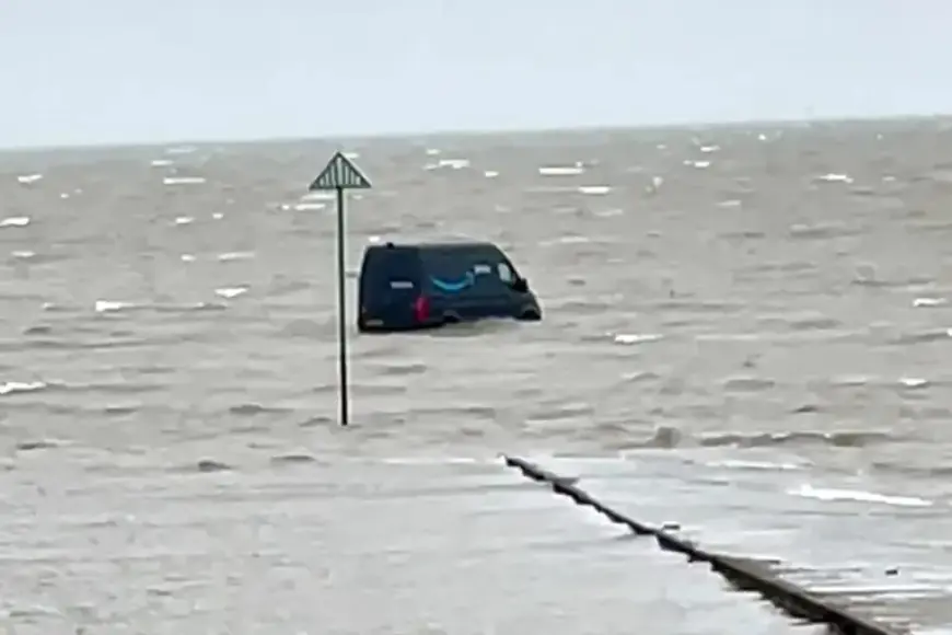 Amazon Driver Misguided by Sat Nav onto UK’s ‘Deadliest Footpath’