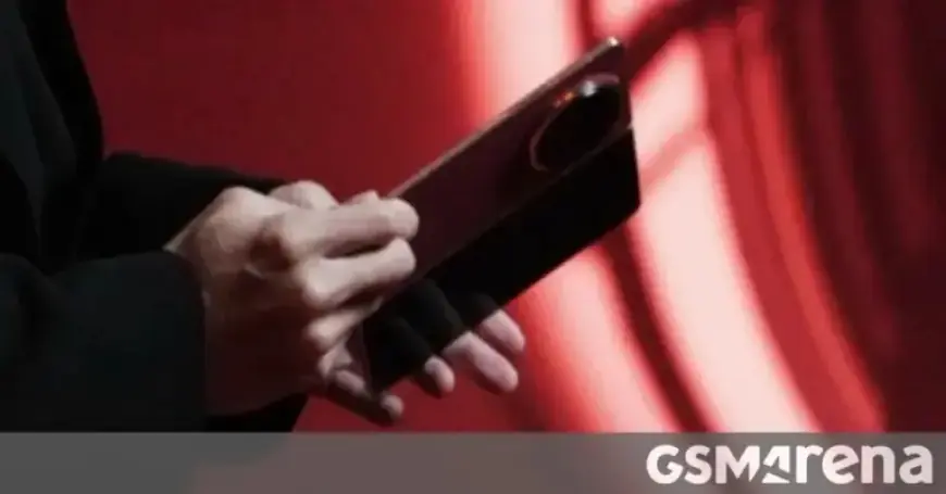 Honor Magic V6 Unveiled Ahead of MWC Debut