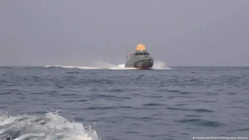 Iran’s Revolutionary Guards Conduct Drills in Strait of Hormuz
