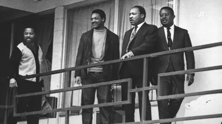 Jesse Jackson’s Life Captured in Iconic Images