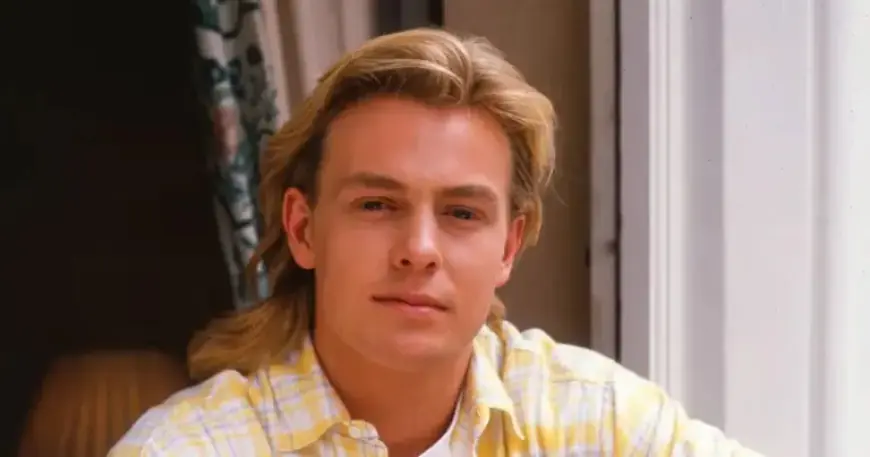 ’80s Soap Legend’s Famous Dad and Daughter Star in Same Show