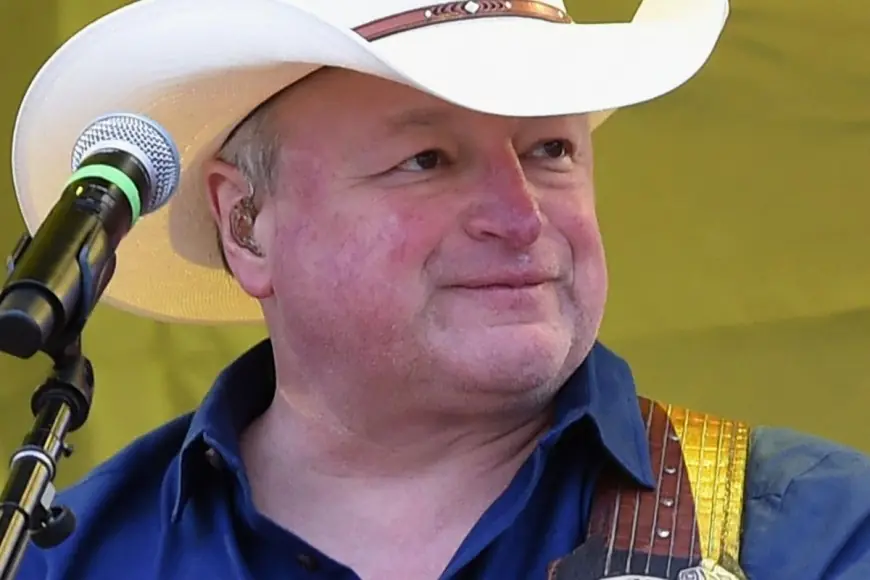 Mark Chesnutt Cuts Alabama Set Short, Cancels Two Shows Amid Illness