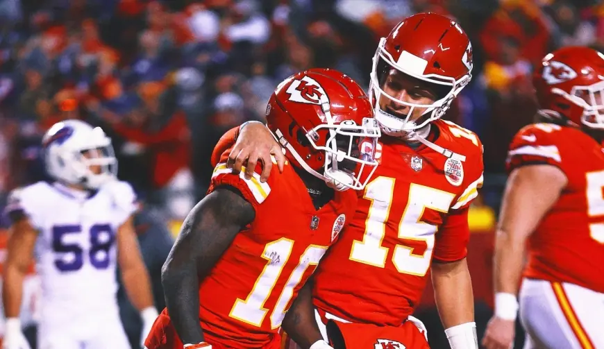 Why Chiefs Shouldn't Seek tyreek hill Reunion: Nostalgia Could Backfire