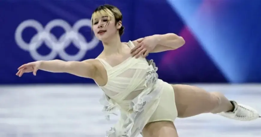 isabeau levito helps lead Team USA’s ‘Blade Angels’ in Olympic short program