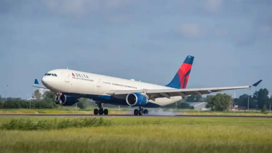 Discover America’s 10 Longest Domestic Flights—Up to 12 Hours, No Passport Needed