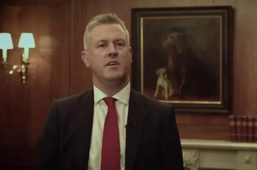 Banker Evades £5,900 in London Train Fares with ‘Doughnutting’ Fraud