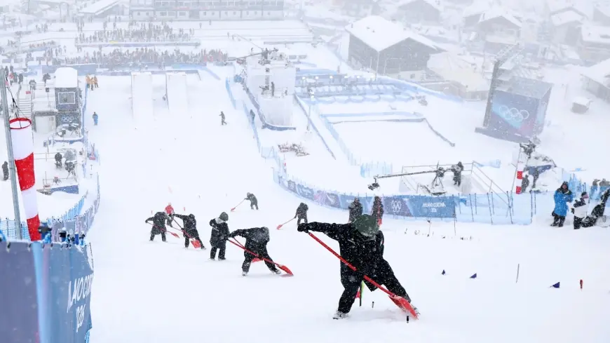 Heavy snow scrambles schedule as zoi sadowski-synnott emerges as slopestyle favorite