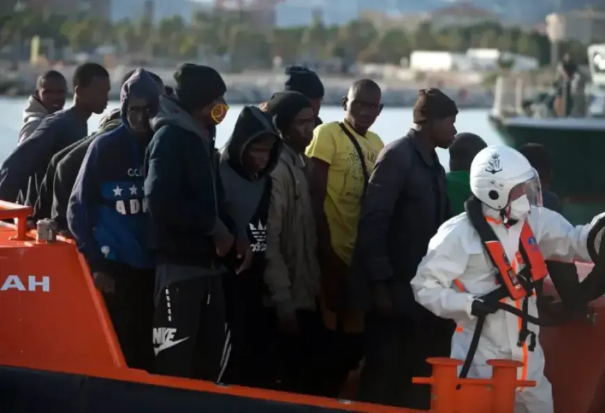 Spanish Government Underestimates Migrant Amnesty; 1.35 Million Applications Leaked