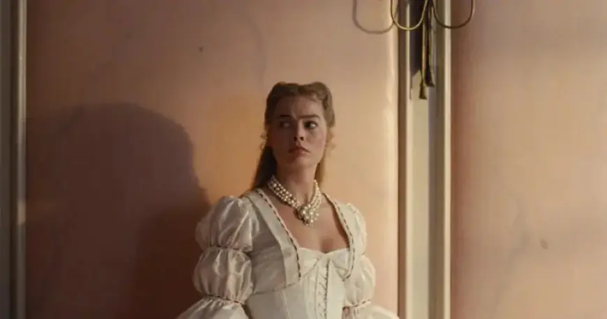 “Wuthering Heights” Review: Embracing the Full Brontë Experience