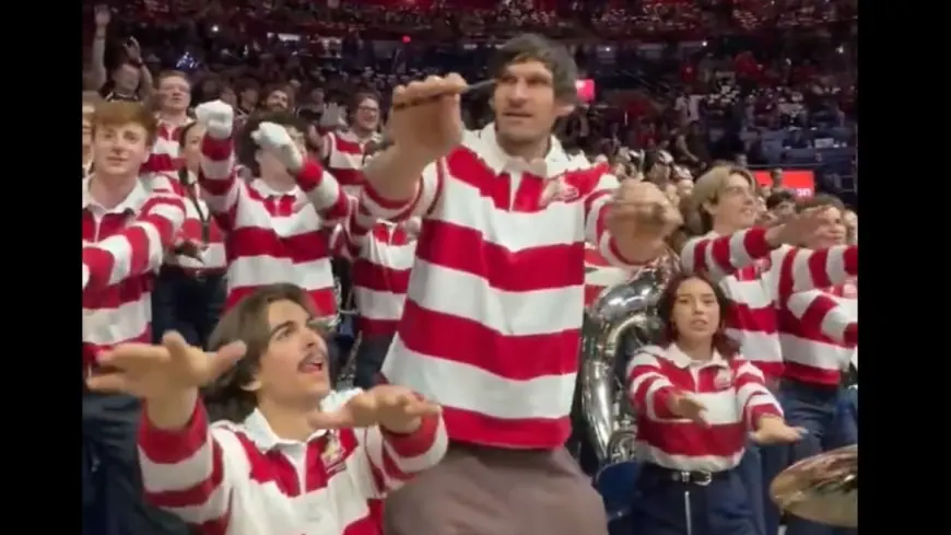 Why boban marjanovic Played the Triangle With the Arizona Band During Wildcats Win