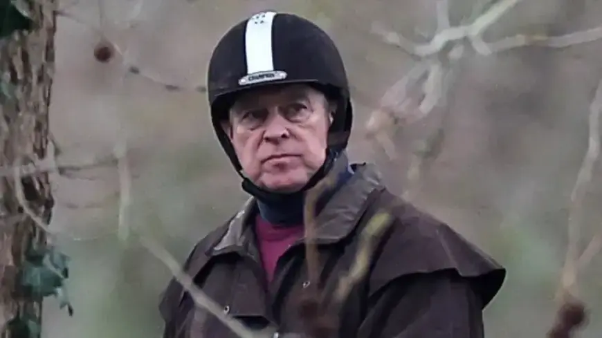 Keir Starmer Asserts Law Applies to All in Epstein Case Inquiry