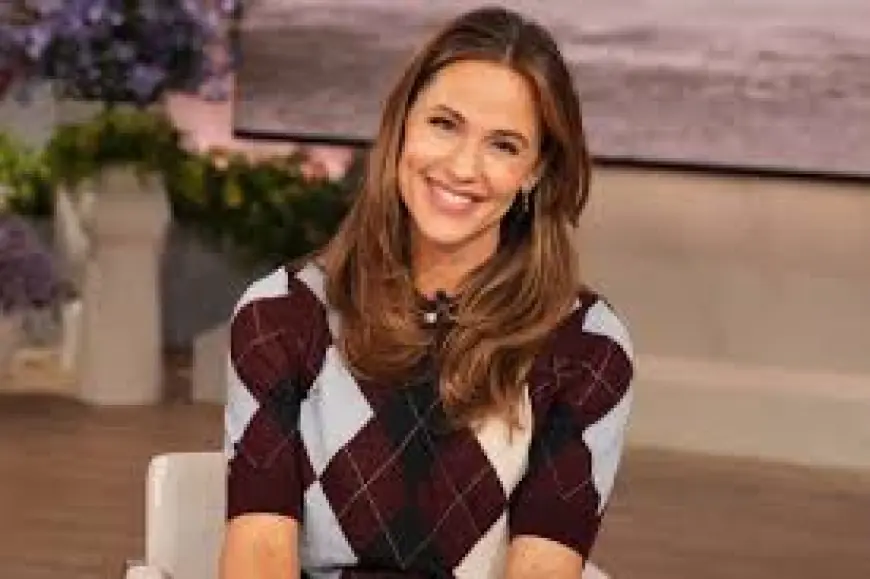 jennifer garner: Kids Call Her 'Fully Cringe' — 'Do you need us to?' When Asked to Watch Her Show