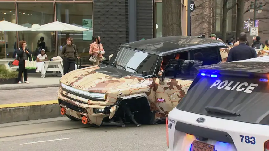 lamelo ball involved in downtown Charlotte two-car crash, available to play day after collision