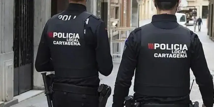 Man Dies After Attacking Partner and Jumping from Third Floor in Cartagena