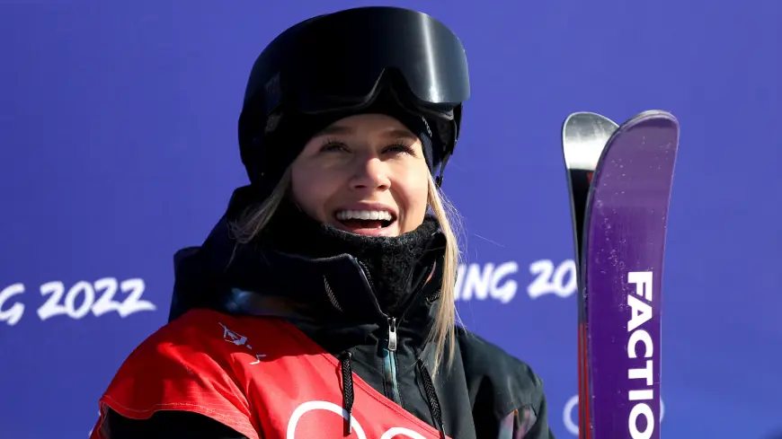 Kelly Sildaru Eyes Halfpipe Comeback After Knee Surgery at Milano Cortina
