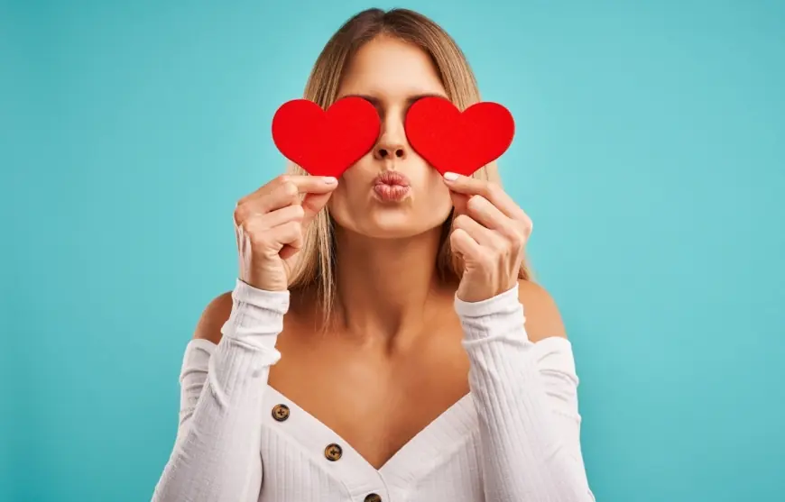 Denise Richards, Carmen Electra Spark AI Claims After Bold Valentine’s Photos