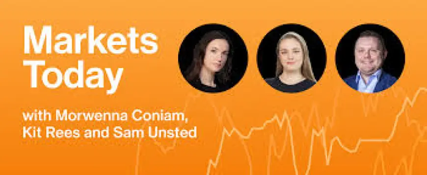 News Today: New oak lock gates installed on Manchester’s gay village canal