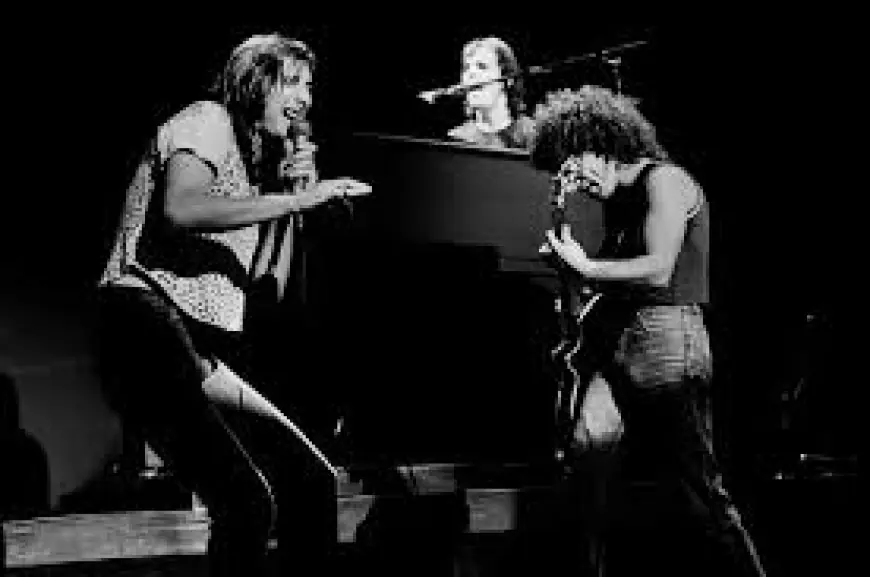 Steve Perry Reunion Talks Leave Journey’s Farewell Tour in Uncertain Territory