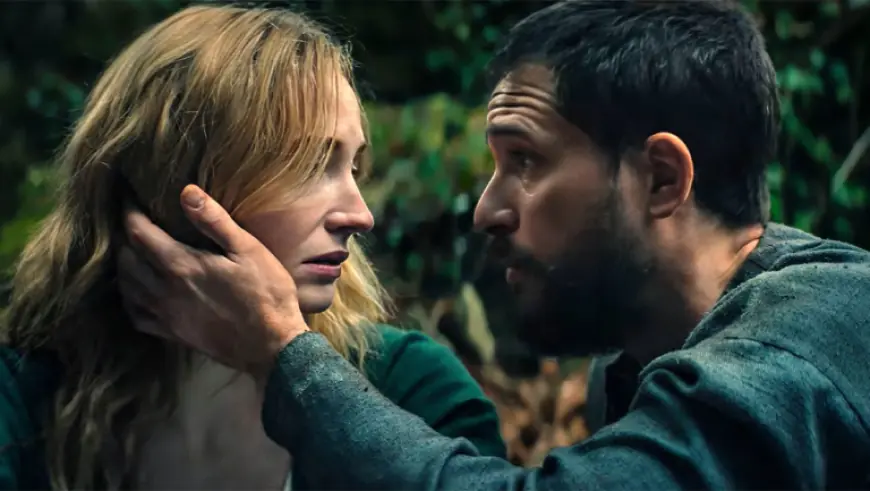 Kit Harington, Sophie Turner React Humorously to Kiss in ‘The Dreadful’ Scene