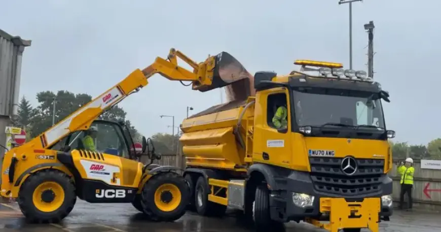 Worcestershire Deploys Gritters for Incoming Snowstorm Warning