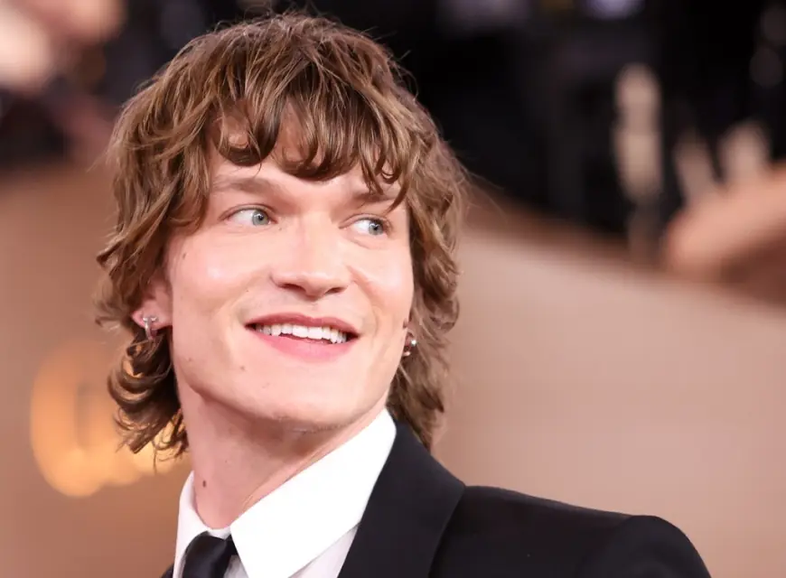 Connor Storrie Joining Indie Comedy Peaked Could Change How He Chooses Roles After Heated Rivalry