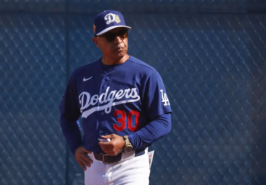 Dodgers fans: early Spring Training signs from Roberts, new signings and a rising pitching prospect