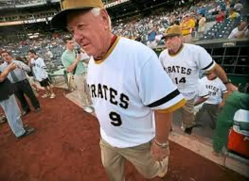 Bill Mazeroski, Baseball Hall of Famer and Pirates Legend, Dies at 89
