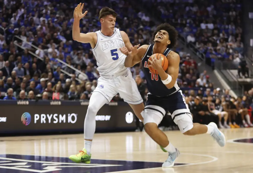 Koa Peat sidelined for at least two games as Arizona reshuffles rotation