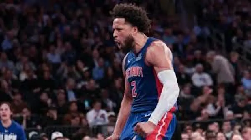 Anthony Black Pops for 20 as Magic Dominate Kings 131-94