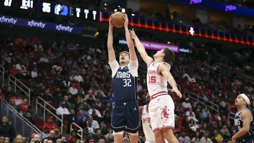 Reed Sheppard Rising: Defense and Shooting Surge Put Rockets Guard in Award Conversations