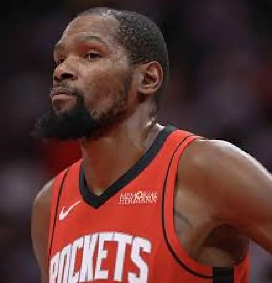 Kevin Durant Brushes Off Burner-Account Allegations as Analyst Urges Coach to Make Him ‘Clean His Own Mess’