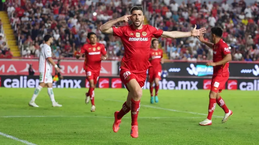 Necaxa - Toluca: Paulinho saca de la monotonía y Toluca vence 3-0