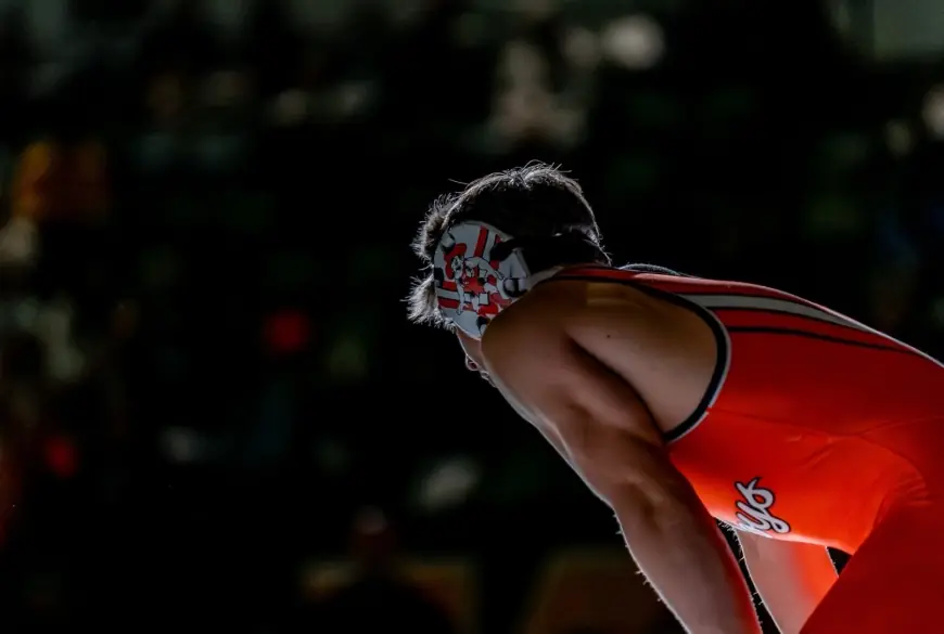 Oklahoma State Wrestling Builds Early 17-5 Lead Over No. 7 Iowa After Multiple Tech Falls and a Pin