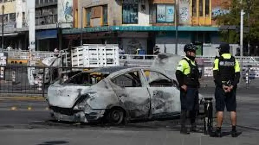 Military operation that killed 'El Mencho' sends smoke and fear to Puerto Vallarta